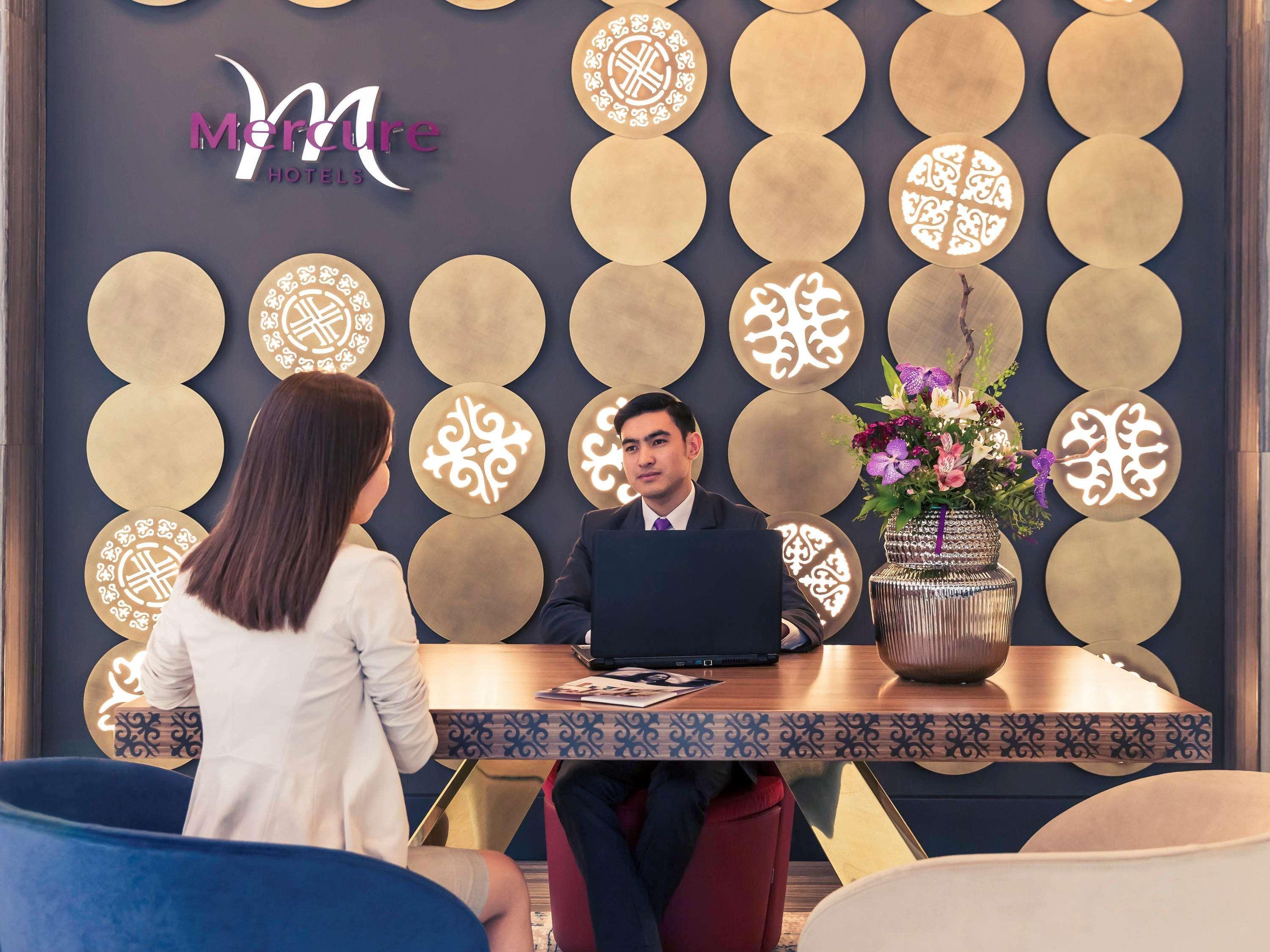 Mercure Almaty City Center Extérieur photo