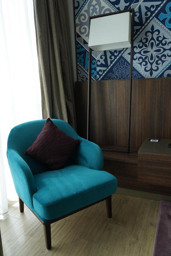 Mercure Almaty City Center Extérieur photo